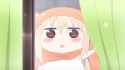 in_the_hamster_lands_it_never_snows_so_this_nugget_is_excited_to_see_snow_for_the_first_time.gif
