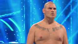 dm_191004_wwe_brock_cain.jpg
